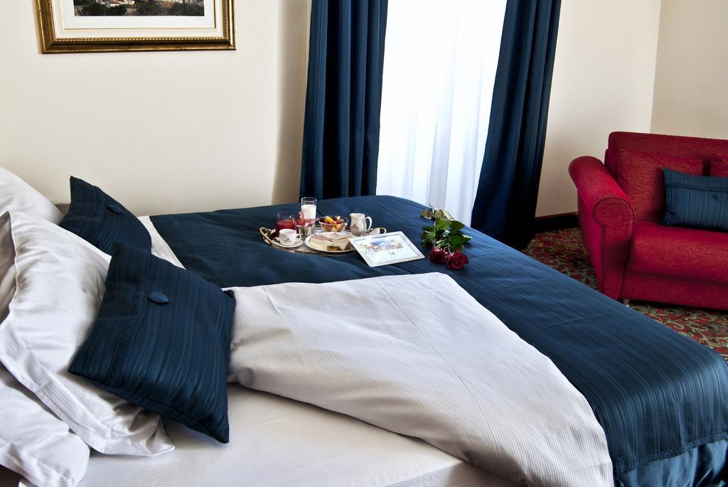 Hotel Beau Site - Antica Residenza à Rome Extérieur photo