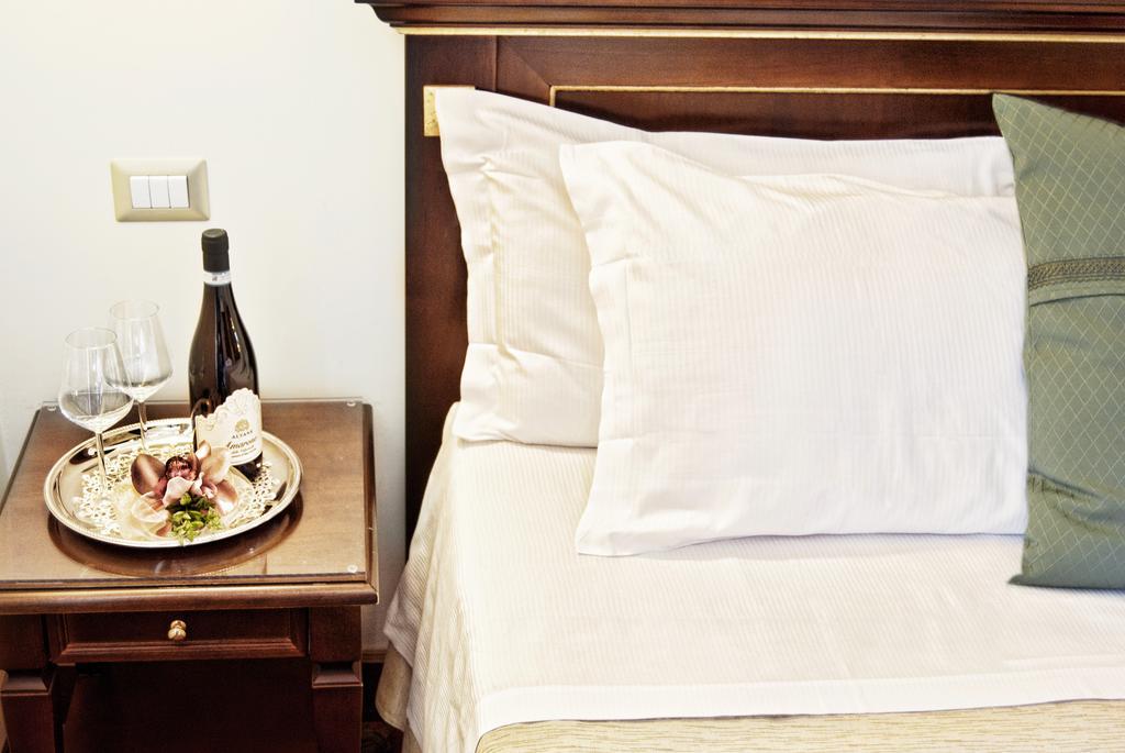 Hotel Beau Site - Antica Residenza à Rome Extérieur photo